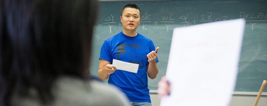 UC Davis economics graduate student Henry Hao, an Outstanding Graduate Student Teaching Award winner, instructs students. (Karin Higgins/UC Davis)