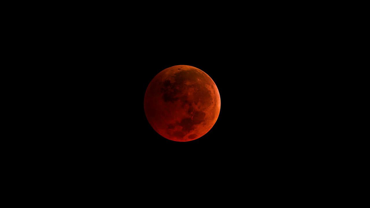 Blood moon courtesy NASA